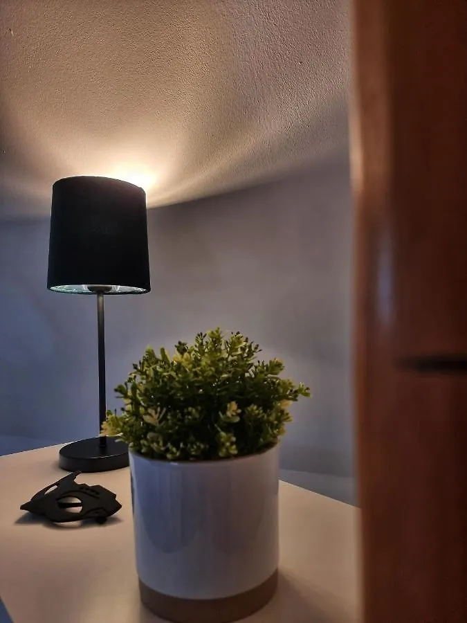 Langenzenn - Ikon Immoleasing Apartment Germany